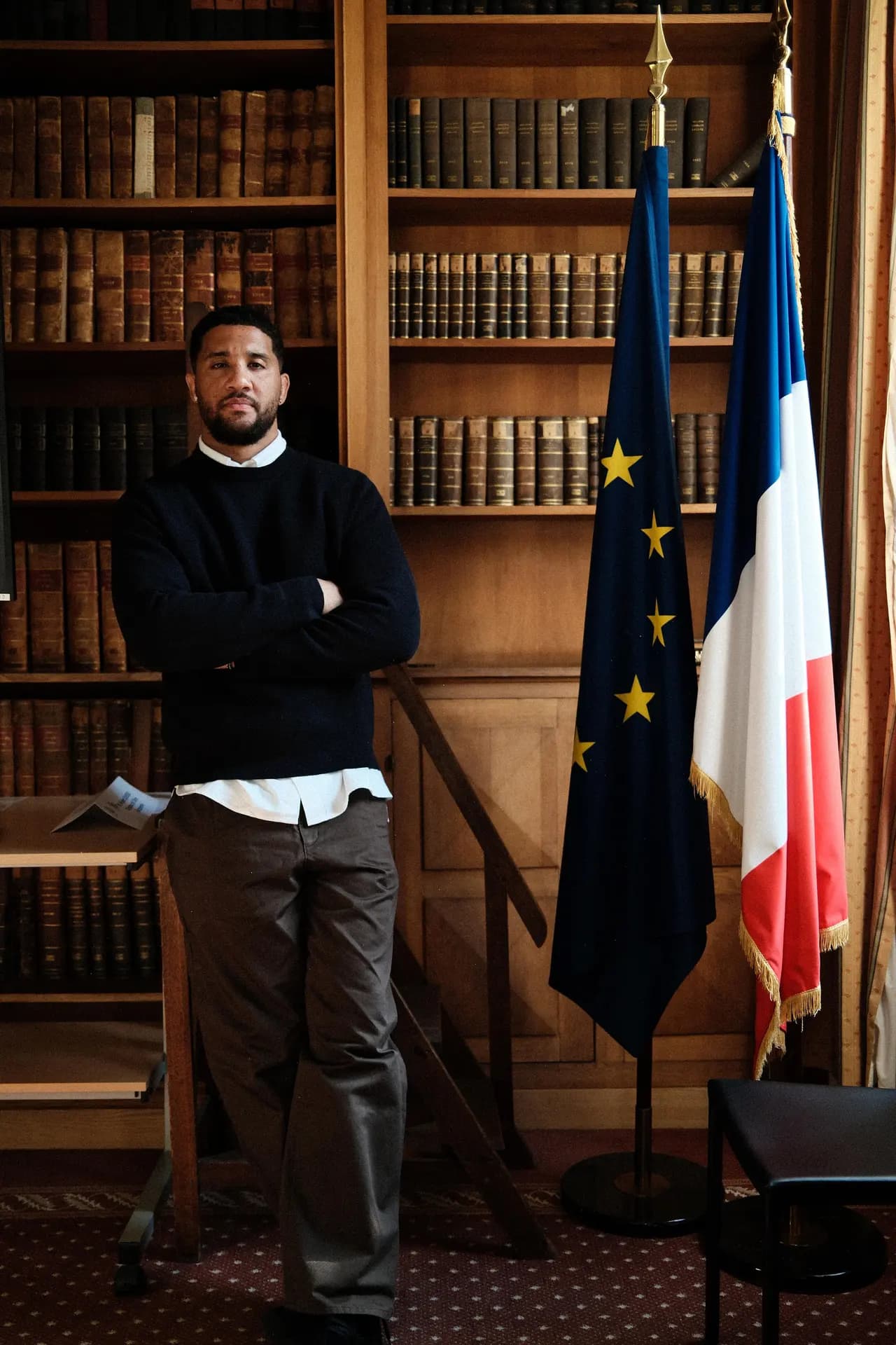 Randy Guine dans une bibliothèque officielle